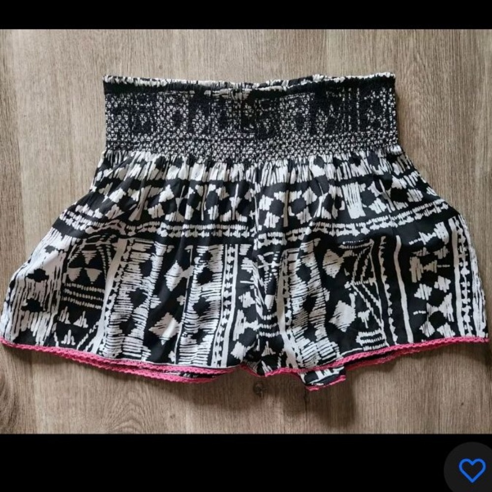 AMERICAN RAG WOMENS BLACK WHITE & PINK SHORTS 🩳 SIZE SMALL NEW WITH TAGS
